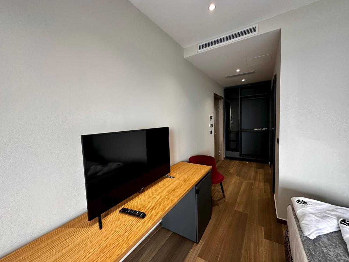 Frojd Kune Resort & Beach Hotel Shëngjin エクステリア 写真