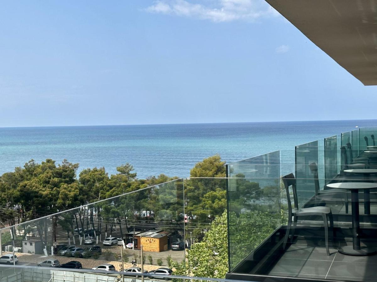 Frojd Kune Resort & Beach Hotel Shëngjin エクステリア 写真