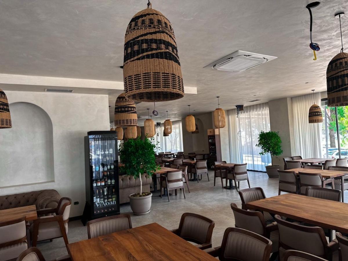 Frojd Kune Resort & Beach Hotel Shëngjin エクステリア 写真