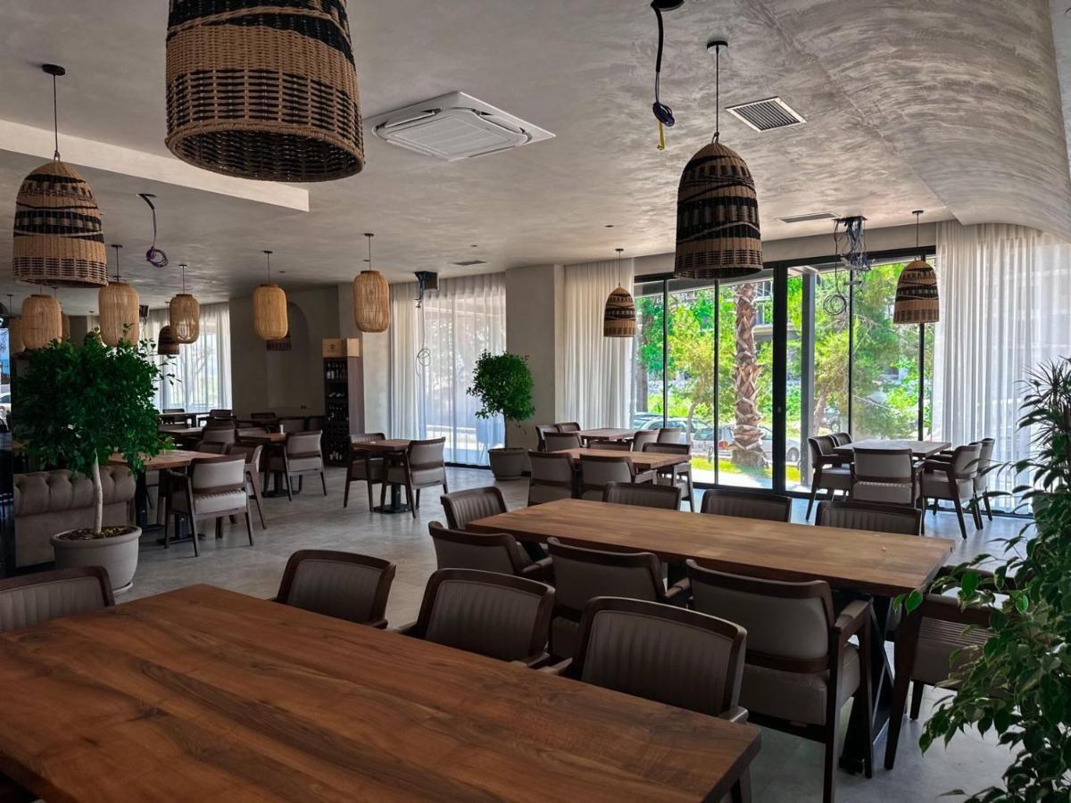 Frojd Kune Resort & Beach Hotel Shëngjin エクステリア 写真