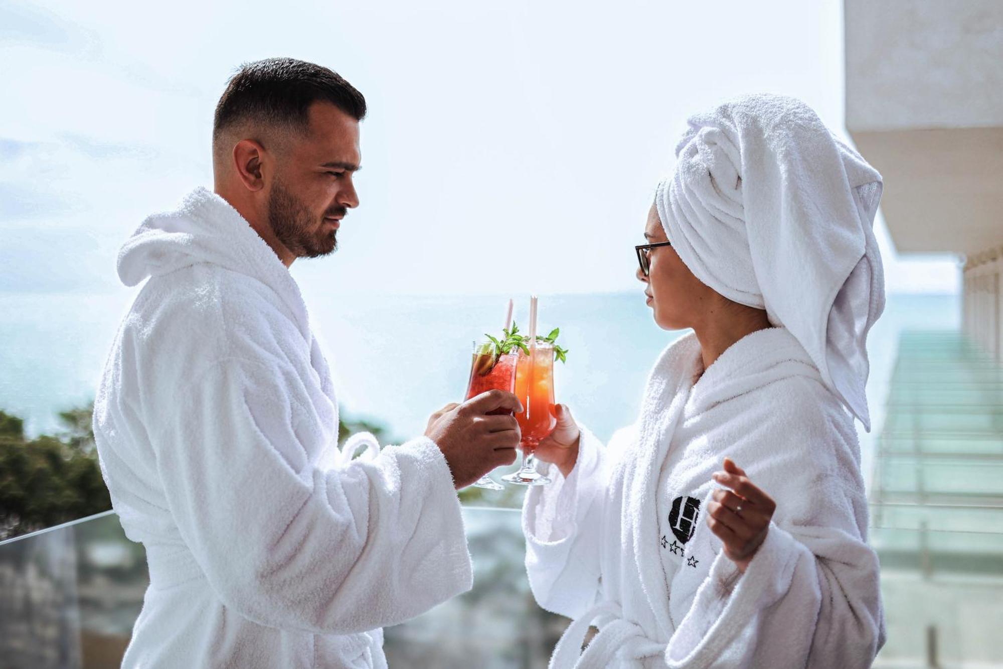 Frojd Kune Resort & Beach Hotel Shëngjin エクステリア 写真