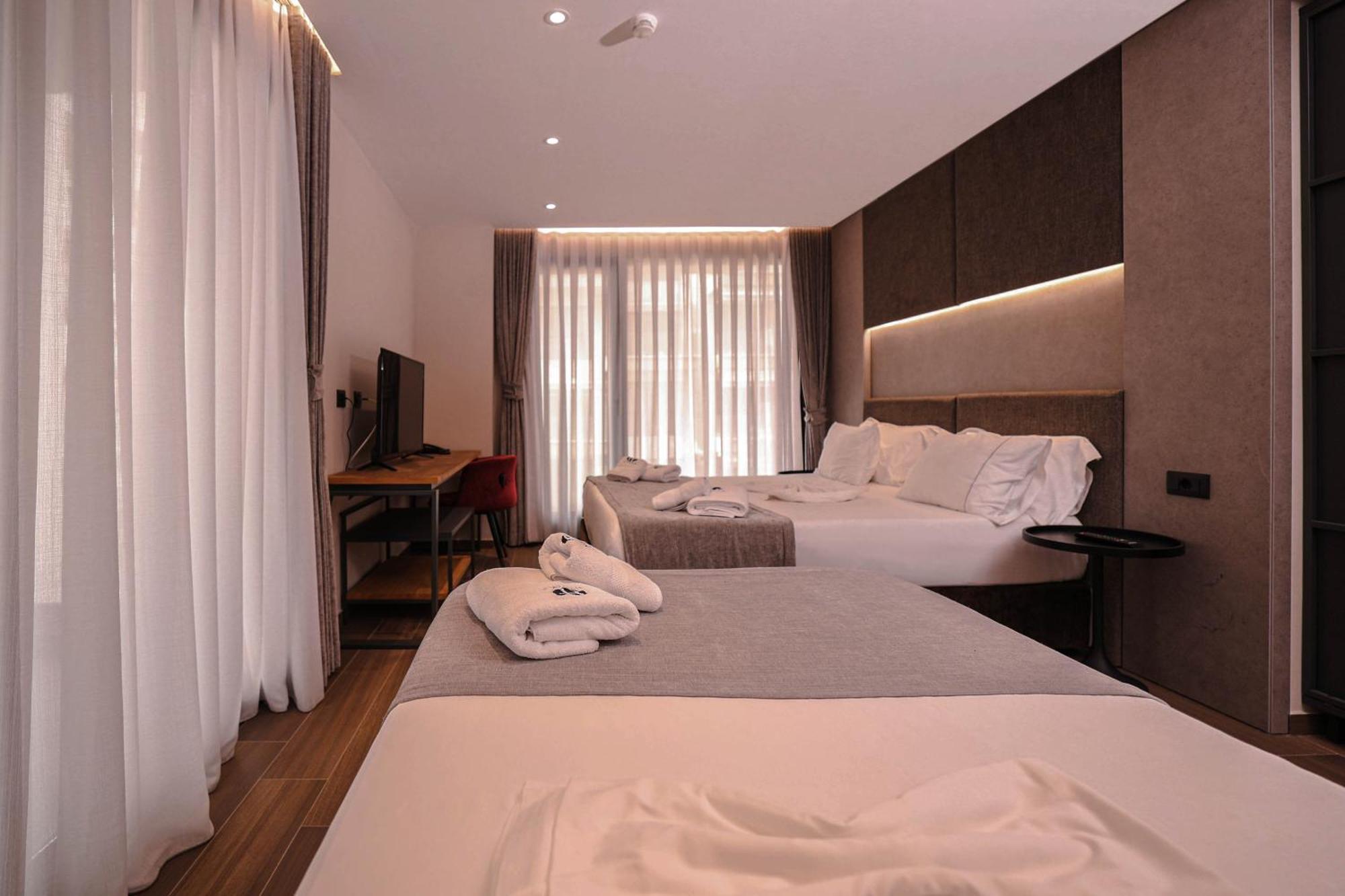 Frojd Kune Resort & Beach Hotel Shëngjin エクステリア 写真